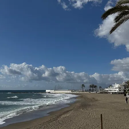 Oasis Jacuzzi Retreat Daire Marbella