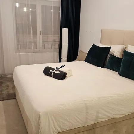 Appartement Oasis Jacuzzi Retreat