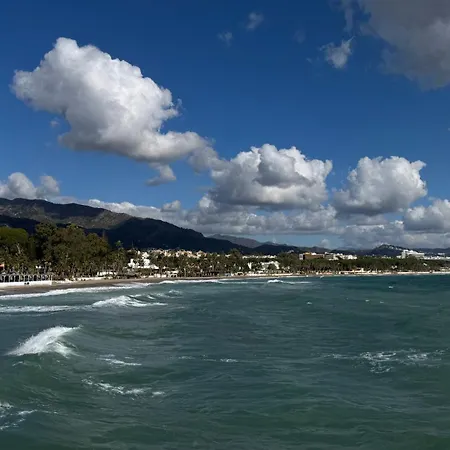 דירה Oasis Jacuzzi Retreat *