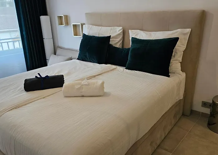 Oasis Jacuzzi Retreat Appartement *